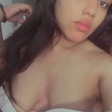 Desi Girl Most Demanded Cute Snapchat Premium Exclusive ( 12.4 MB )