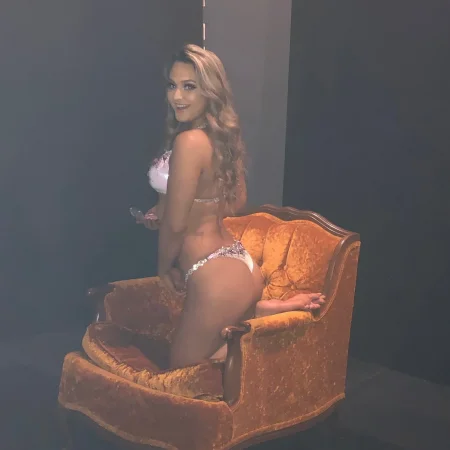 annaharvillee Onlyfans leaked FULL SiteRip (June 2023) (User Request) ( 253.3 MB )