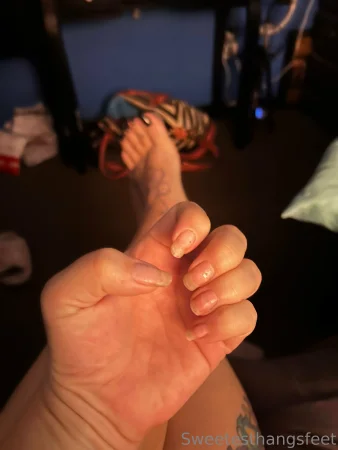 sweetesthangsfeet Onlyfans leaked porn video and photo pack ( 19.1 GB )