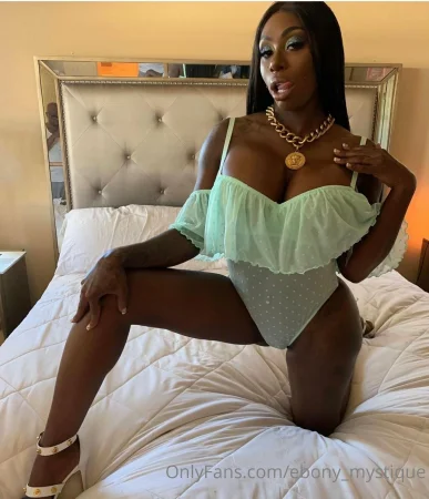 ebony_mystique PPV paid porno video and photo Onlyfans 2025